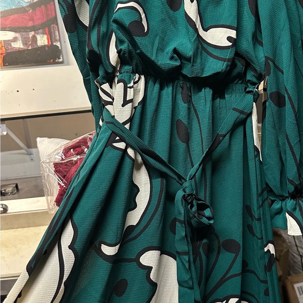 Elegant Green Floral Dress